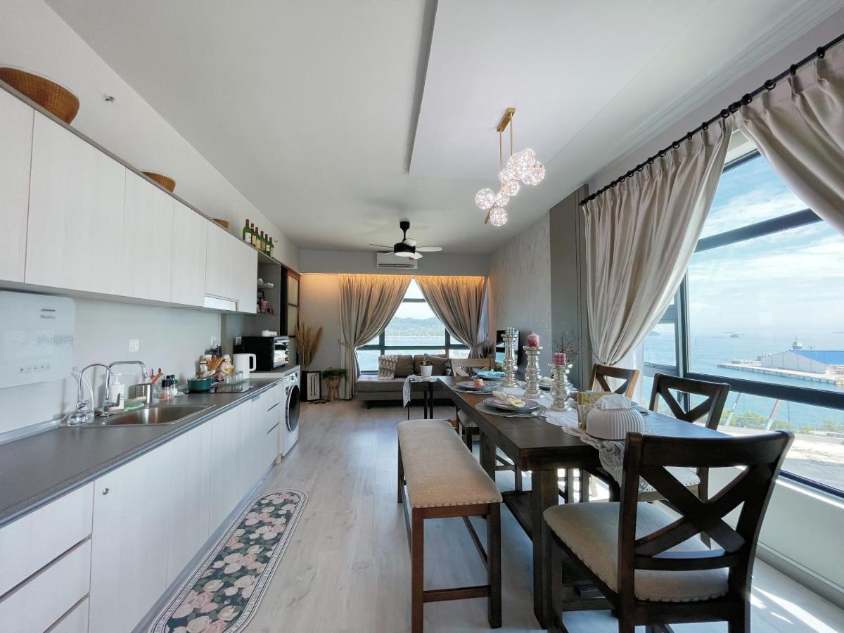 Seaside Lavender Suite Jesselton Quay Citypads Kota Kinabalu Exterior photo